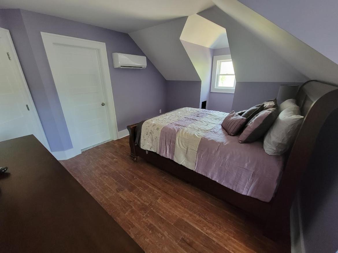 The Hidden Hotel South Kortright